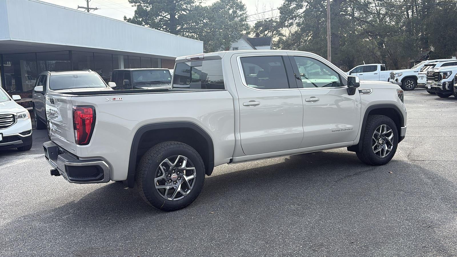 2026 GMC Sierra 1500 SLE