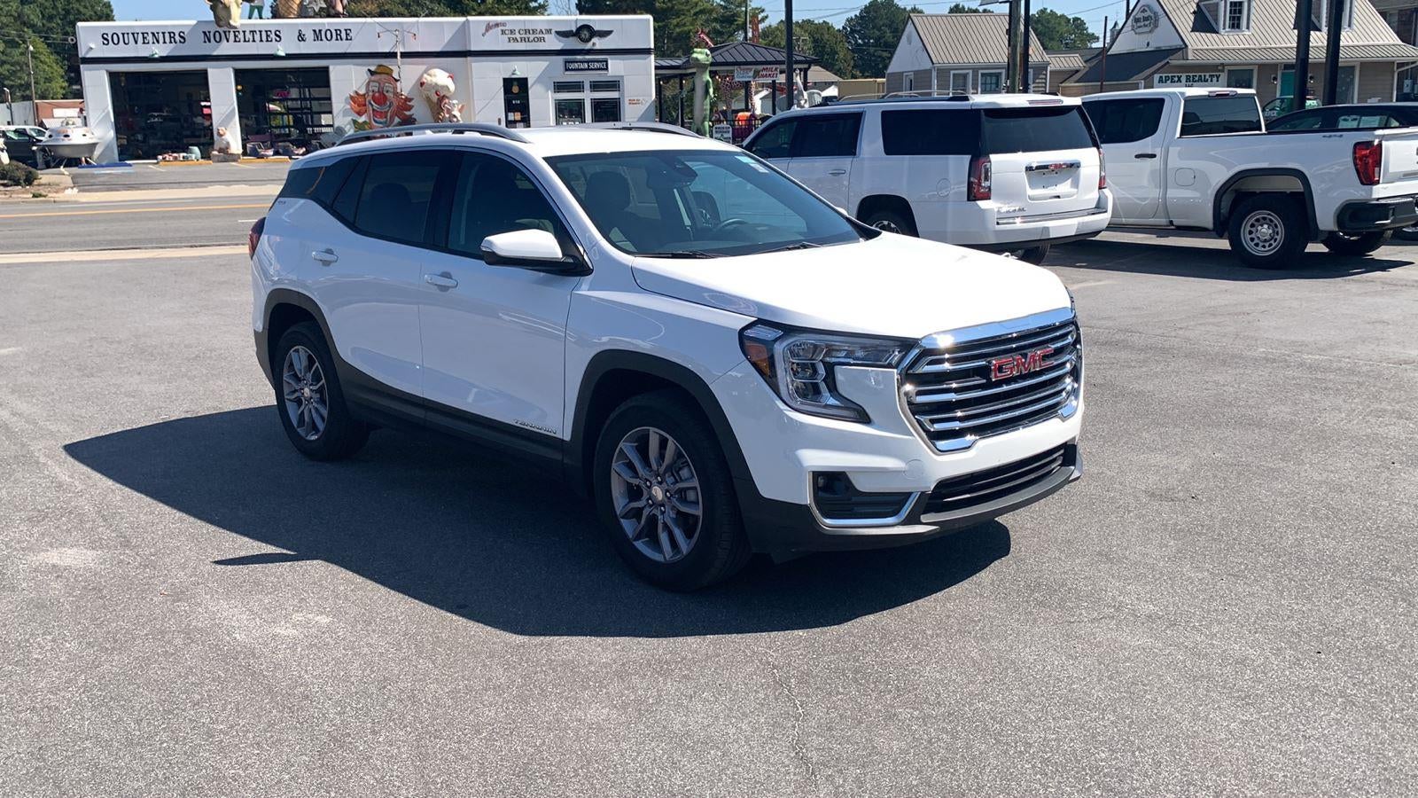 2023 GMC Terrain SLT