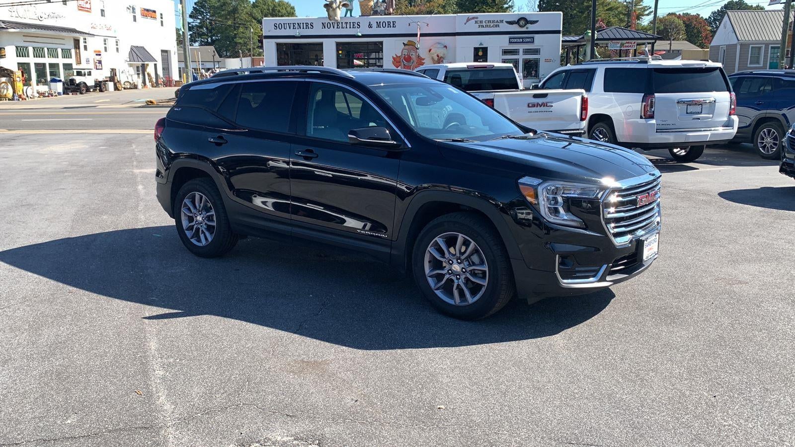 2023 GMC Terrain SLT