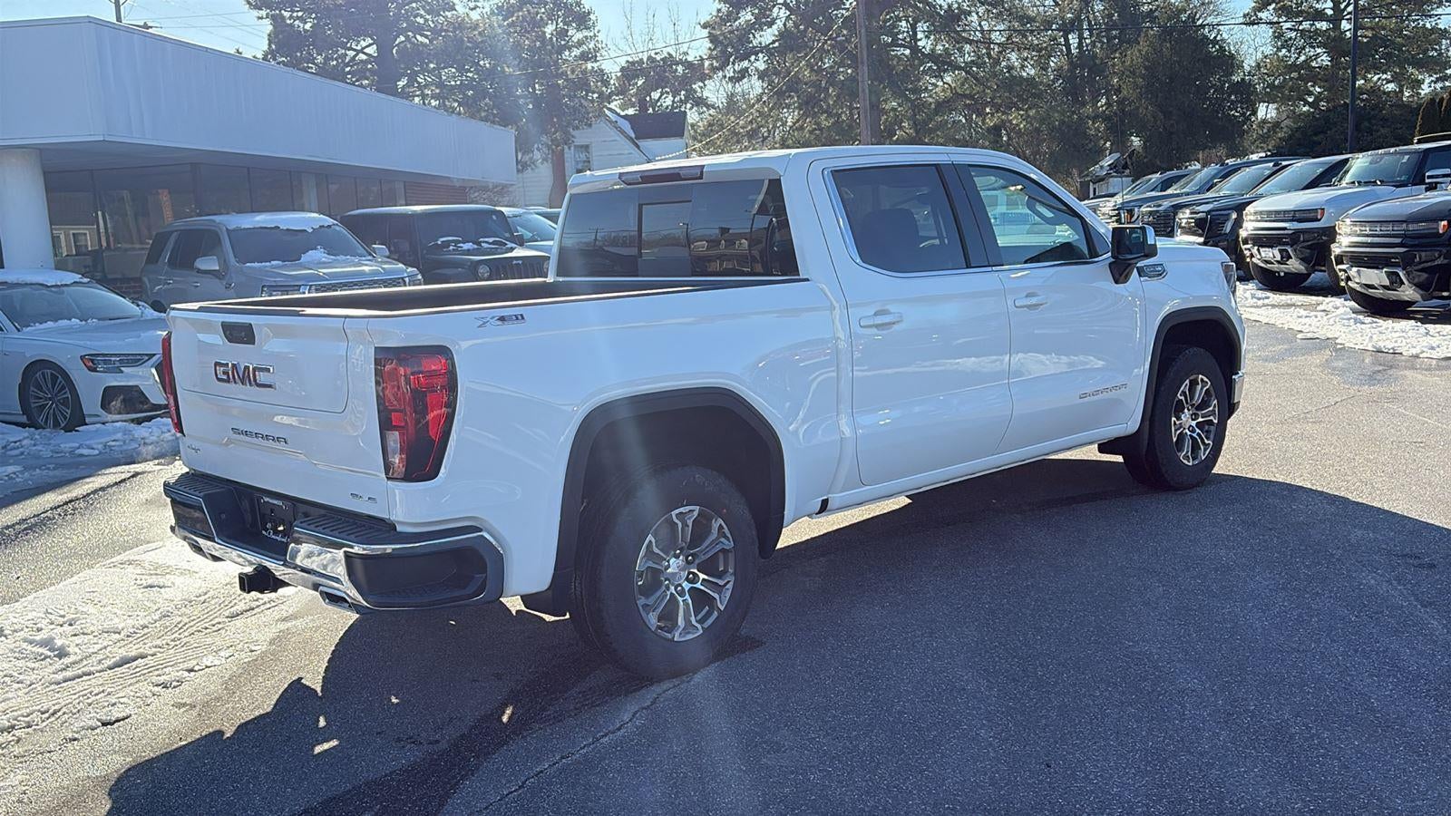 2026 GMC Sierra 1500 SLE