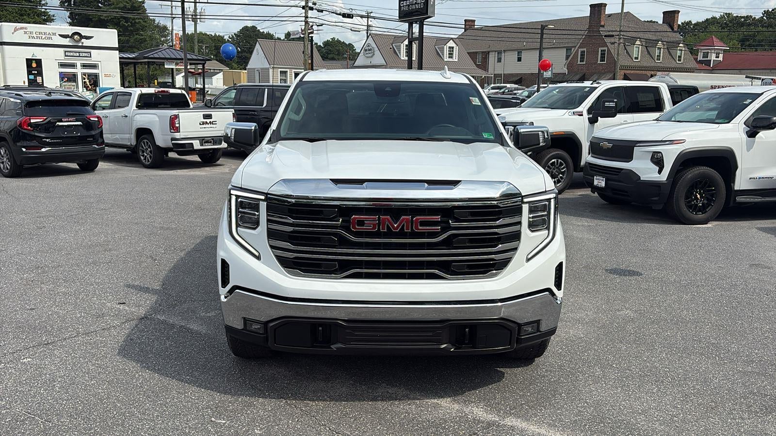 2024 GMC Sierra 1500 SLT