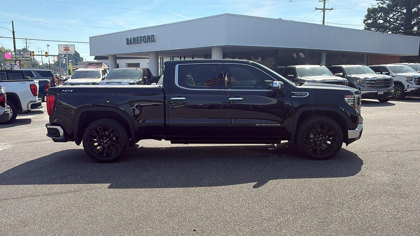 2024 GMC Sierra 1500 SLT