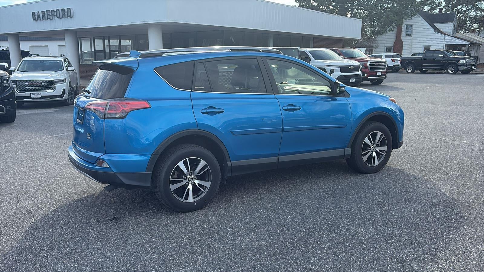 2017 Toyota RAV4 XLE