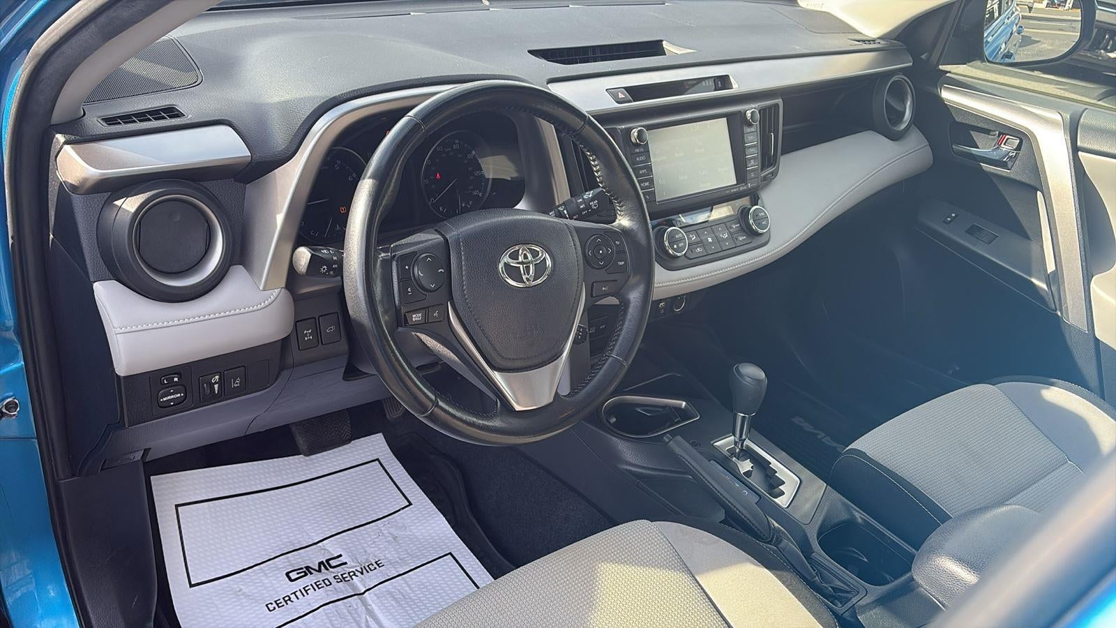 2017 Toyota RAV4 XLE